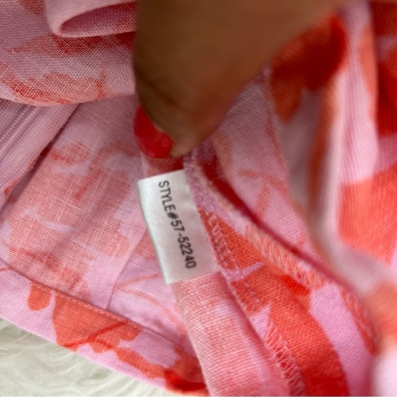 Ann Taylor LOFT cropped linen floral pants in pink size: 4 - Picture 10 of 12